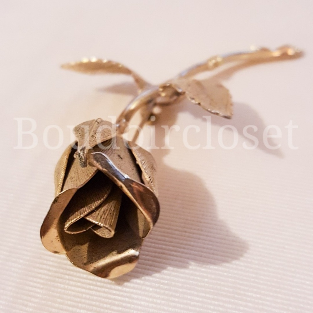 🌹 Vintage Rose pin